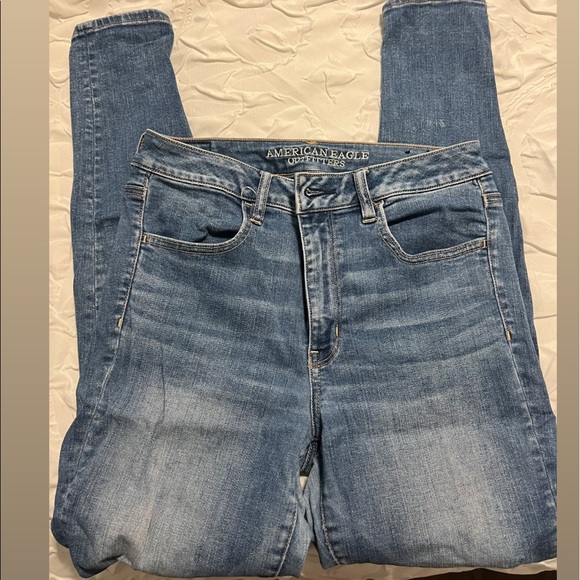 American Eagle Outfitters Denim - Hi-Rise American Eagle Jeans 👖